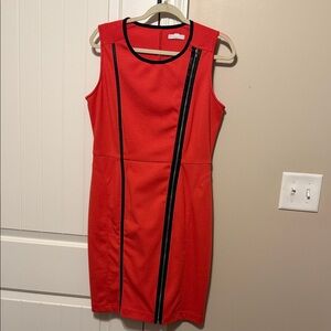 Sleeveless Dress with Black Accents